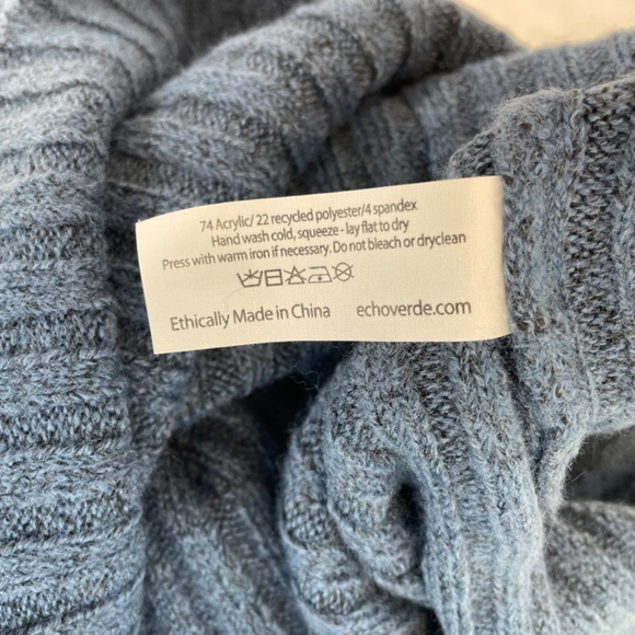 Echo Verde Long Sleeve Turtleneck Sweater Blue Women’s Size Medium NEW - Picture 2 of 10